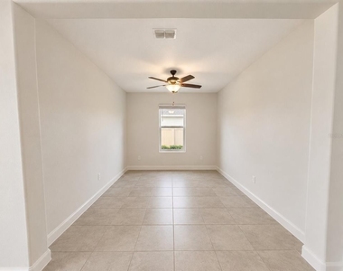 5462 Grays Harbor Court - Photo Thumbnail 3