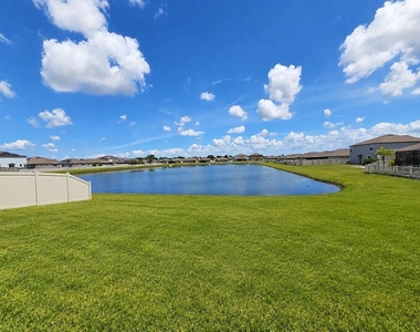 5462 Grays Harbor Court - Photo Thumbnail 19