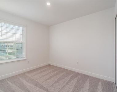 32123 Pond Apple Bend - Photo Thumbnail 26