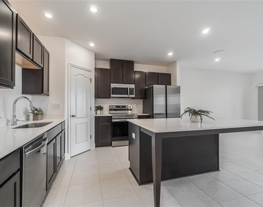 32123 Pond Apple Bend - Photo Thumbnail 7