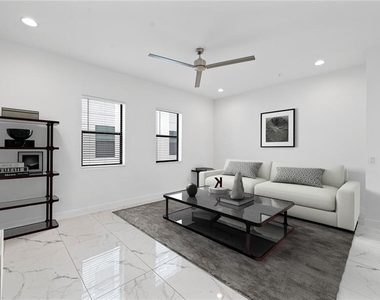 1332 W Gray Street - Photo Thumbnail 8