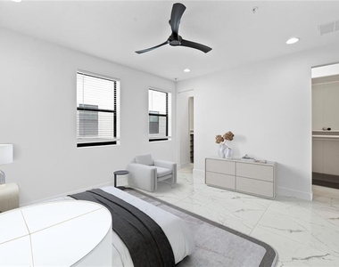 1332 W Gray Street - Photo Thumbnail 25