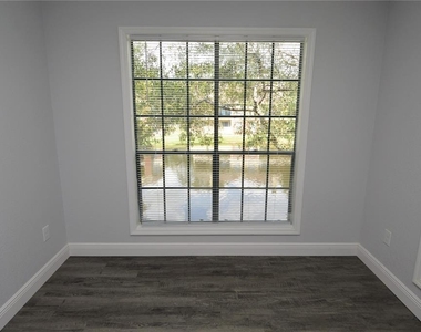 8633 Fancy Finch Drive - Photo Thumbnail 88