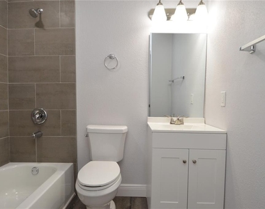 8633 Fancy Finch Drive - Photo Thumbnail 34