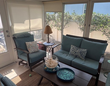 1005 Egret Court - Photo Thumbnail 10