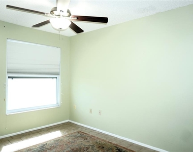 4334 Tahitian Gardens Circle - Photo Thumbnail 9