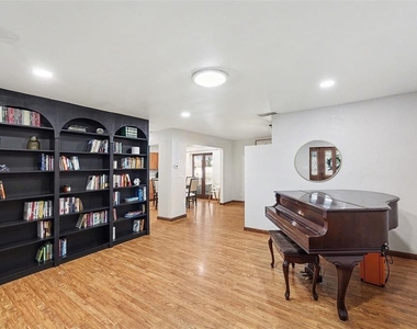 5967 102nd Avenue N - Photo Thumbnail 2