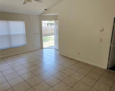11106 Havasu Court - Photo Thumbnail 4