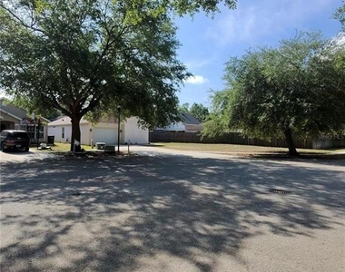 11106 Havasu Court - Photo Thumbnail 21