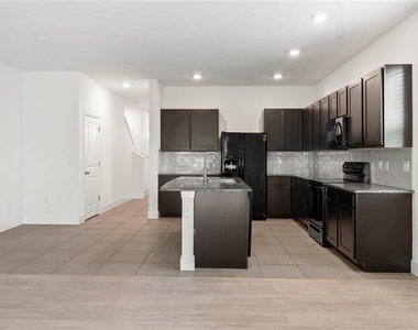2878 Suncoast Plains Drive - Photo Thumbnail 26