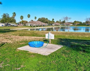 5164 Beach Drive Se - Photo Thumbnail 20