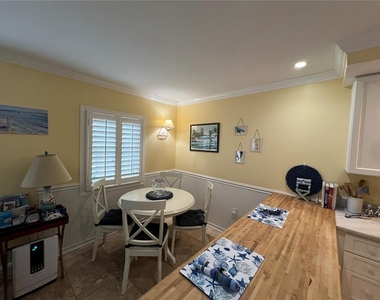 5164 Beach Drive Se - Photo Thumbnail 5