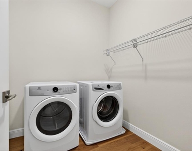 644 3rd Avenue S - Photo Thumbnail 14