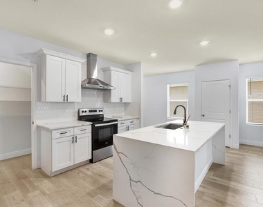 16522 Secret Meadow Drive - Photo Thumbnail 2