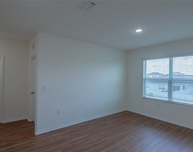 15596 Black Pepper Lane - Photo Thumbnail 29