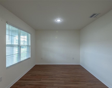 15596 Black Pepper Lane - Photo Thumbnail 9
