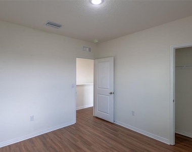 15596 Black Pepper Lane - Photo Thumbnail 28