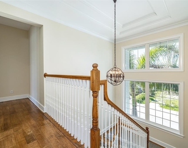 821 Bay Point Drive - Photo Thumbnail 27
