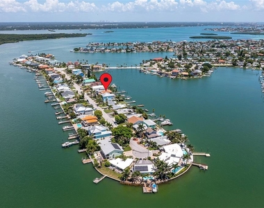 821 Bay Point Drive - Photo Thumbnail 63