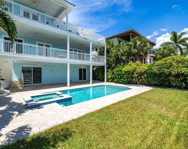 821 Bay Point Drive - Photo Thumbnail 44