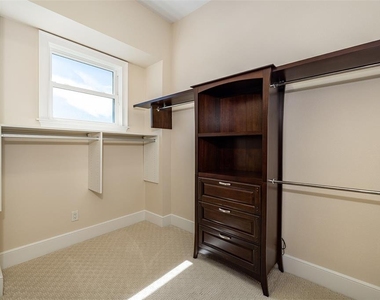 821 Bay Point Drive - Photo Thumbnail 33