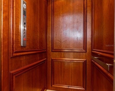 821 Bay Point Drive - Photo Thumbnail 4