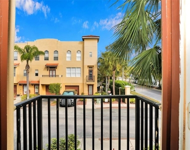 3102 Toscana Circle - Photo Thumbnail 17
