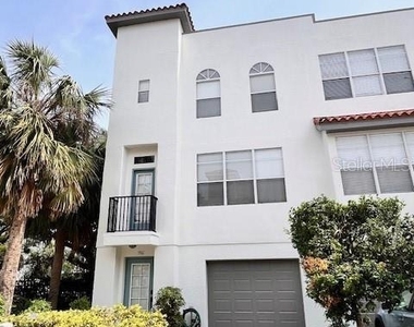3102 Toscana Circle - Photo Thumbnail 39