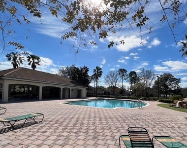 2121 Falmouth Court - Photo Thumbnail 16