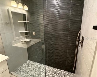 917 Waterside Lane - Photo Thumbnail 31