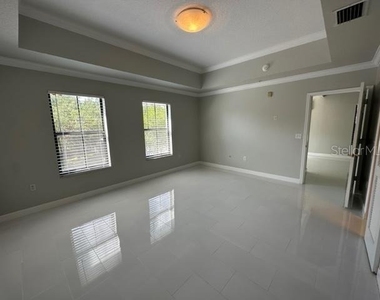 917 Waterside Lane - Photo Thumbnail 22