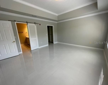 917 Waterside Lane - Photo Thumbnail 20