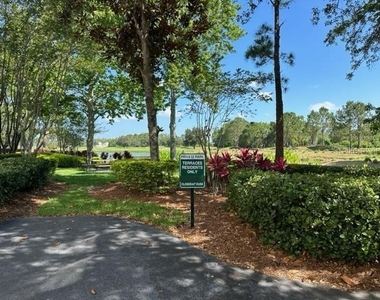 917 Waterside Lane - Photo Thumbnail 33