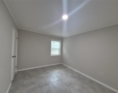 15 N Washington Street - Photo Thumbnail 8