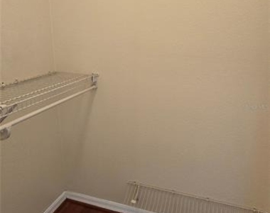 15209 Sw 46 Circle - Photo Thumbnail 10