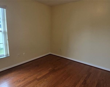 15209 Sw 46 Circle - Photo Thumbnail 7