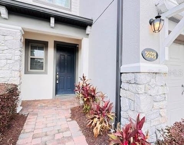 2832 White Isle Lane - Photo Thumbnail 2