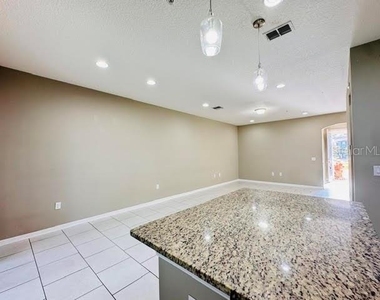 2832 White Isle Lane - Photo Thumbnail 11