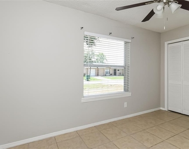 259 Magellan Drive - Photo Thumbnail 11