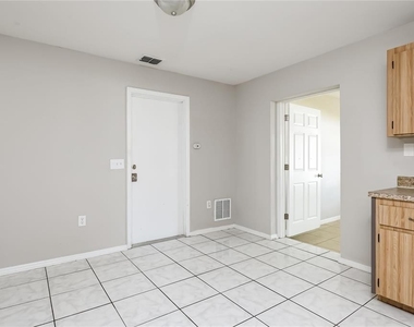 259 Magellan Drive - Photo Thumbnail 5