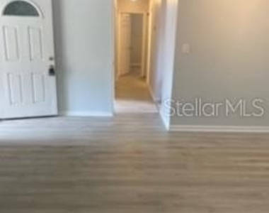 478 Water Place - Photo Thumbnail 3