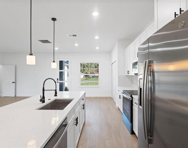4052 Sw 132nd Lane - Photo Thumbnail 12