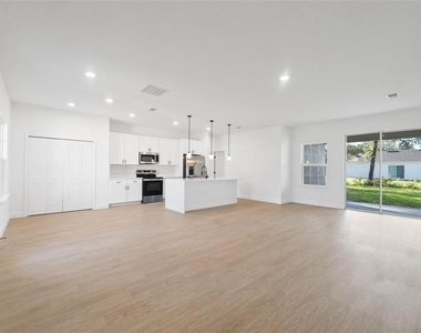 4052 Sw 132nd Lane - Photo Thumbnail 15