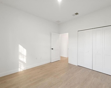 4052 Sw 132nd Lane - Photo Thumbnail 30