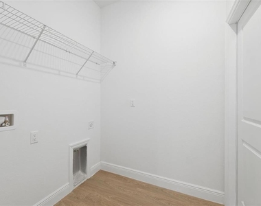 4052 Sw 132nd Lane - Photo Thumbnail 21