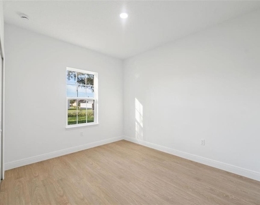 4052 Sw 132nd Lane - Photo Thumbnail 22