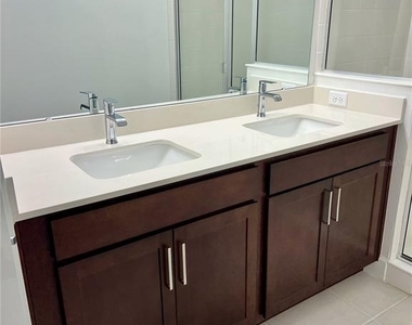 1349 Captiva Cove - Photo Thumbnail 14