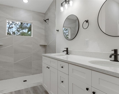 3735 E. Adams St - Photo Thumbnail 15