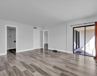 2150 Atlantic Street - Photo Thumbnail 11