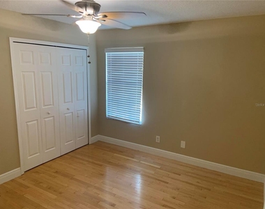 4527 Riverton Drive - Photo Thumbnail 12